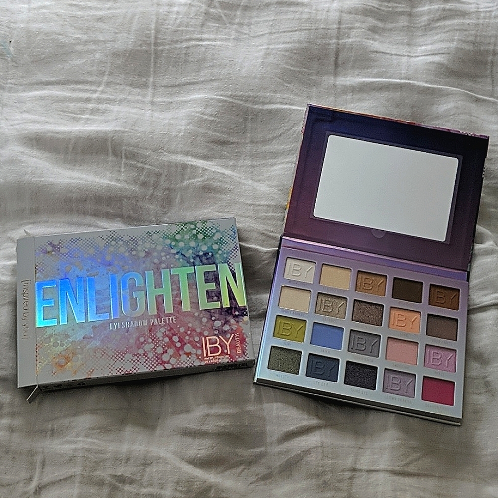 IBY Colorful Eyeshadow Palette Jewel Tone New Mixed Formula - Picture 3 of 7